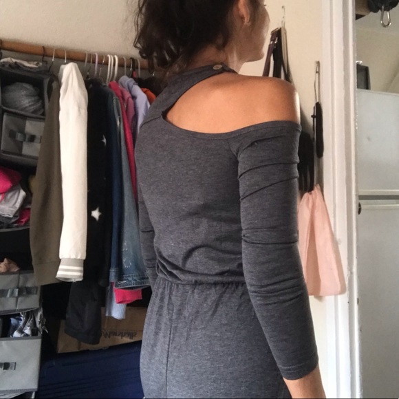 Cut-Out Jumpsuit - Picture 6 of 6